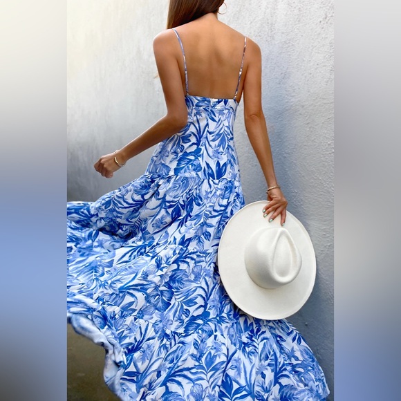 Seven Wonders Kiah Maxi Dress- Blue Floral Tropical cutout Sz XXL 12 - Picture 5 of 16